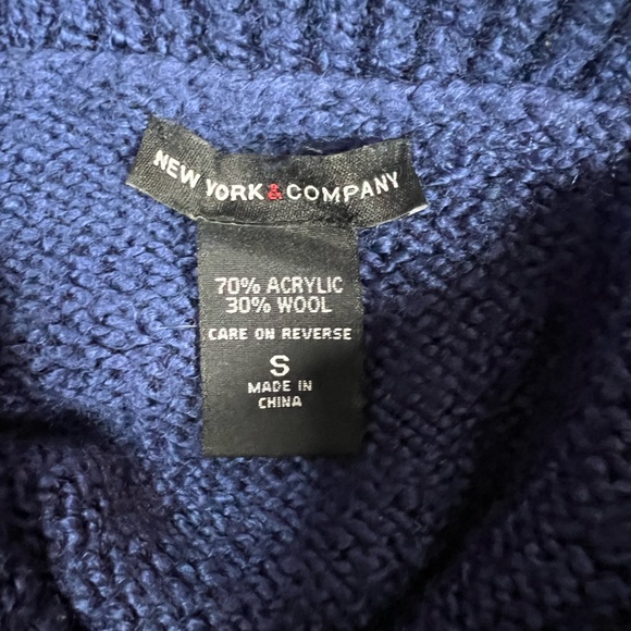 New York and Co Small Blue Cowlneck Sweater - Picture 5 of 5